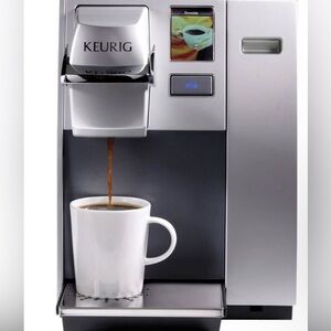 Keurig Silver Coffee Maker with White Mug